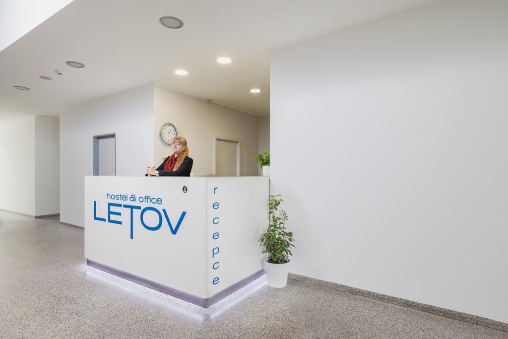 Hotel & Hostel Letov Прага Экстерьер фото